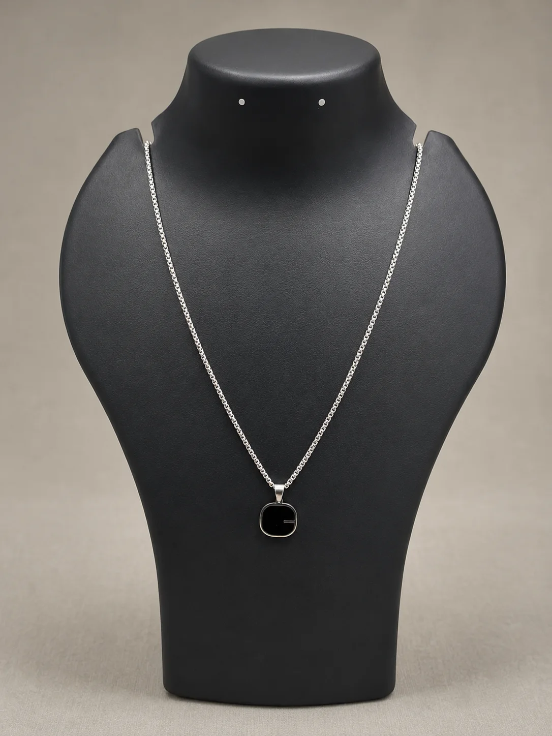 Black Rounded Square Pendant Necklace Overview