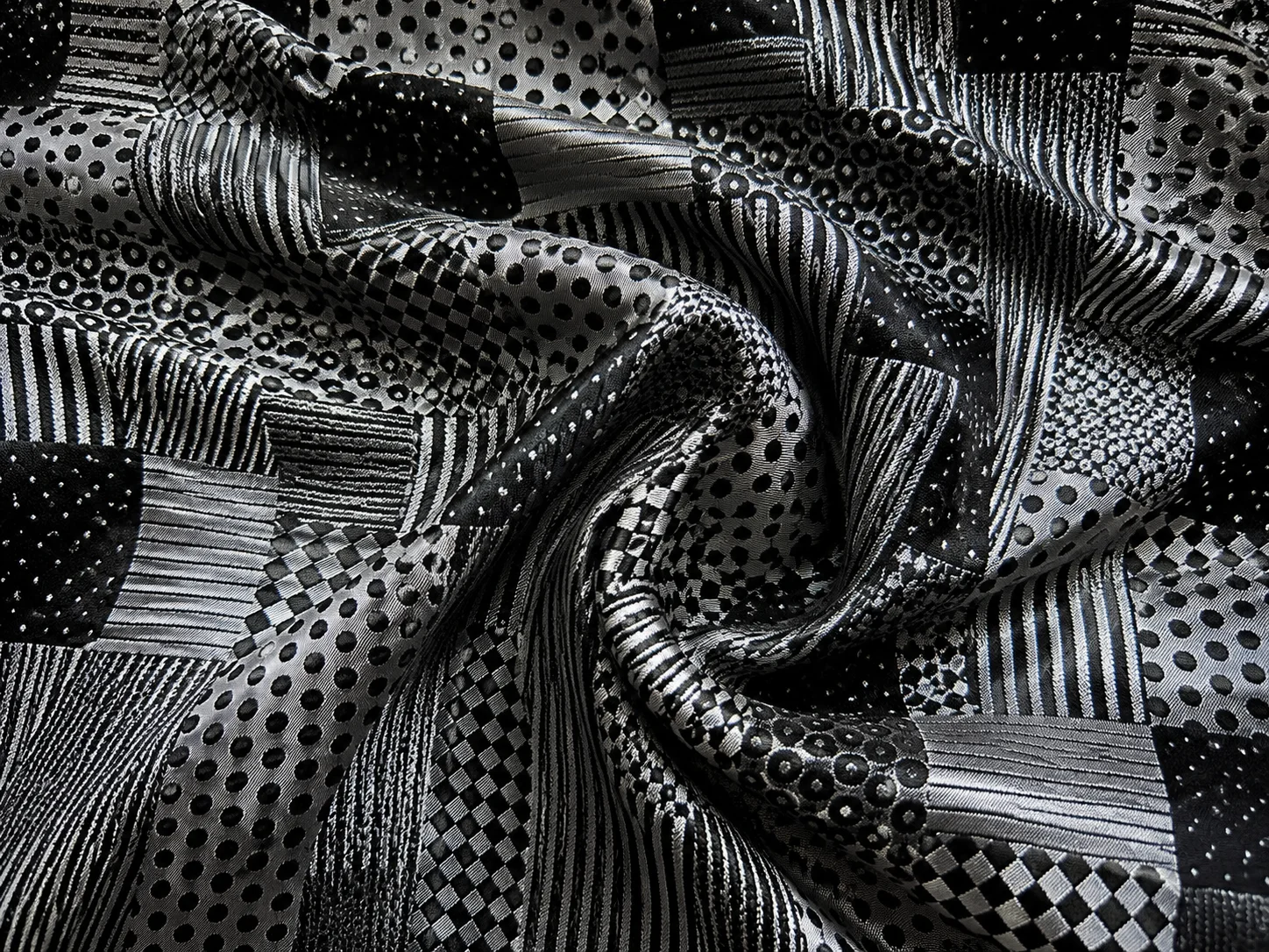 Geometric Printed Fabric – Black & Grey Drape