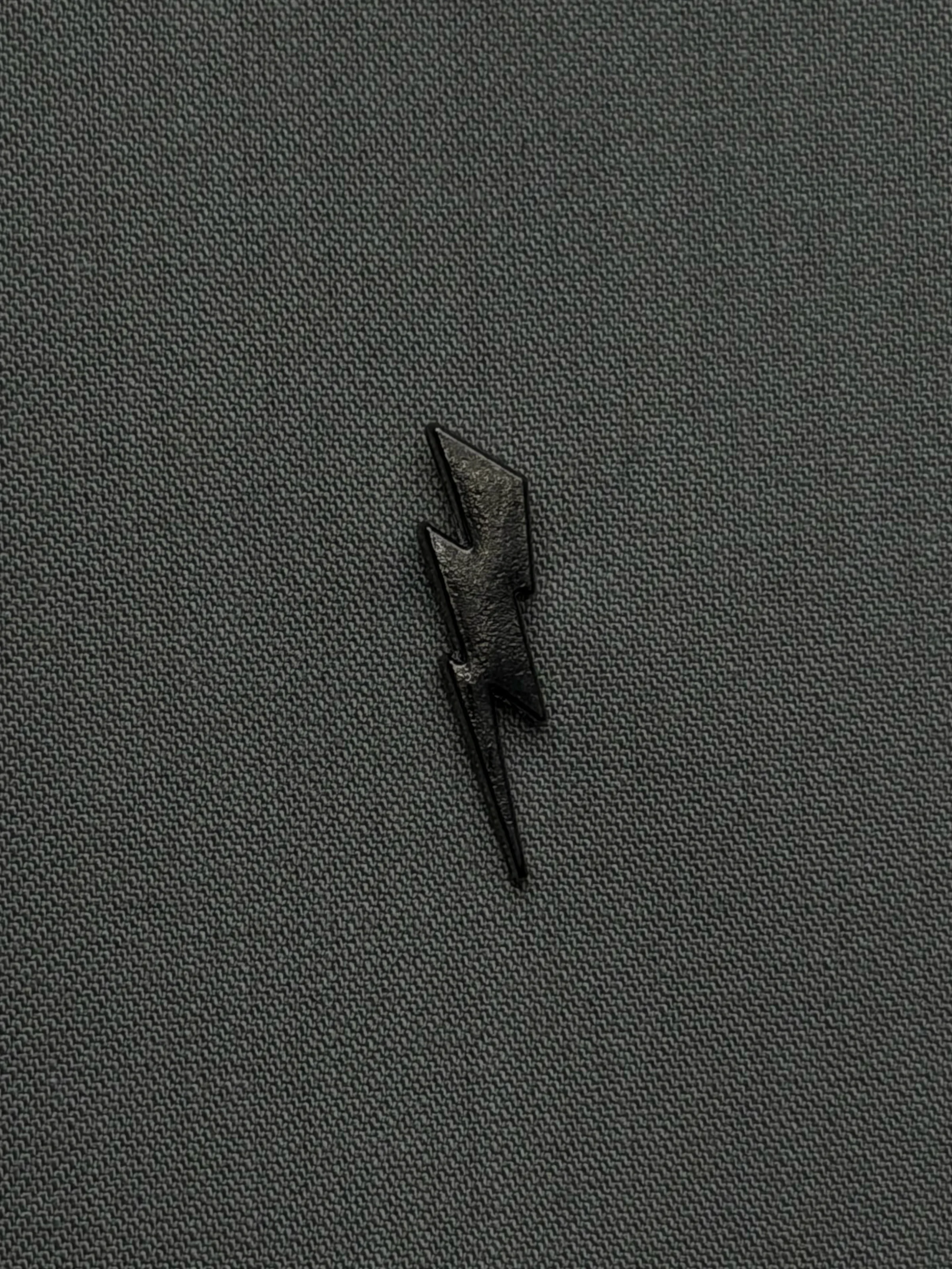Noir Lightning Bolt Lapel Pin Overview