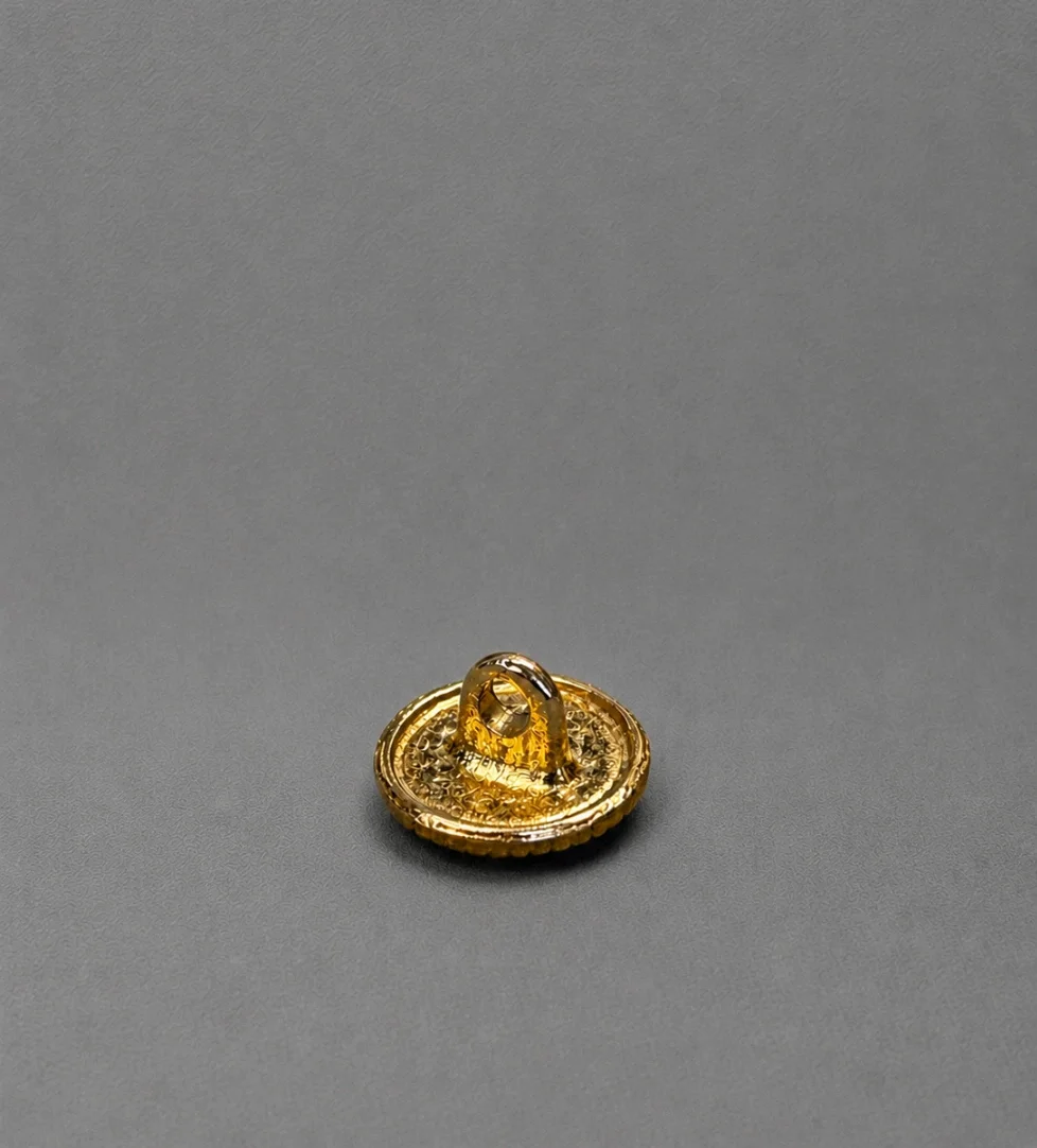 Luxury Heritage Metal Shank Button Side