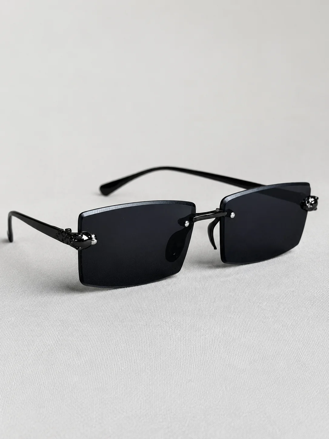 Midnight Panther Rimless Sunglasses Overview