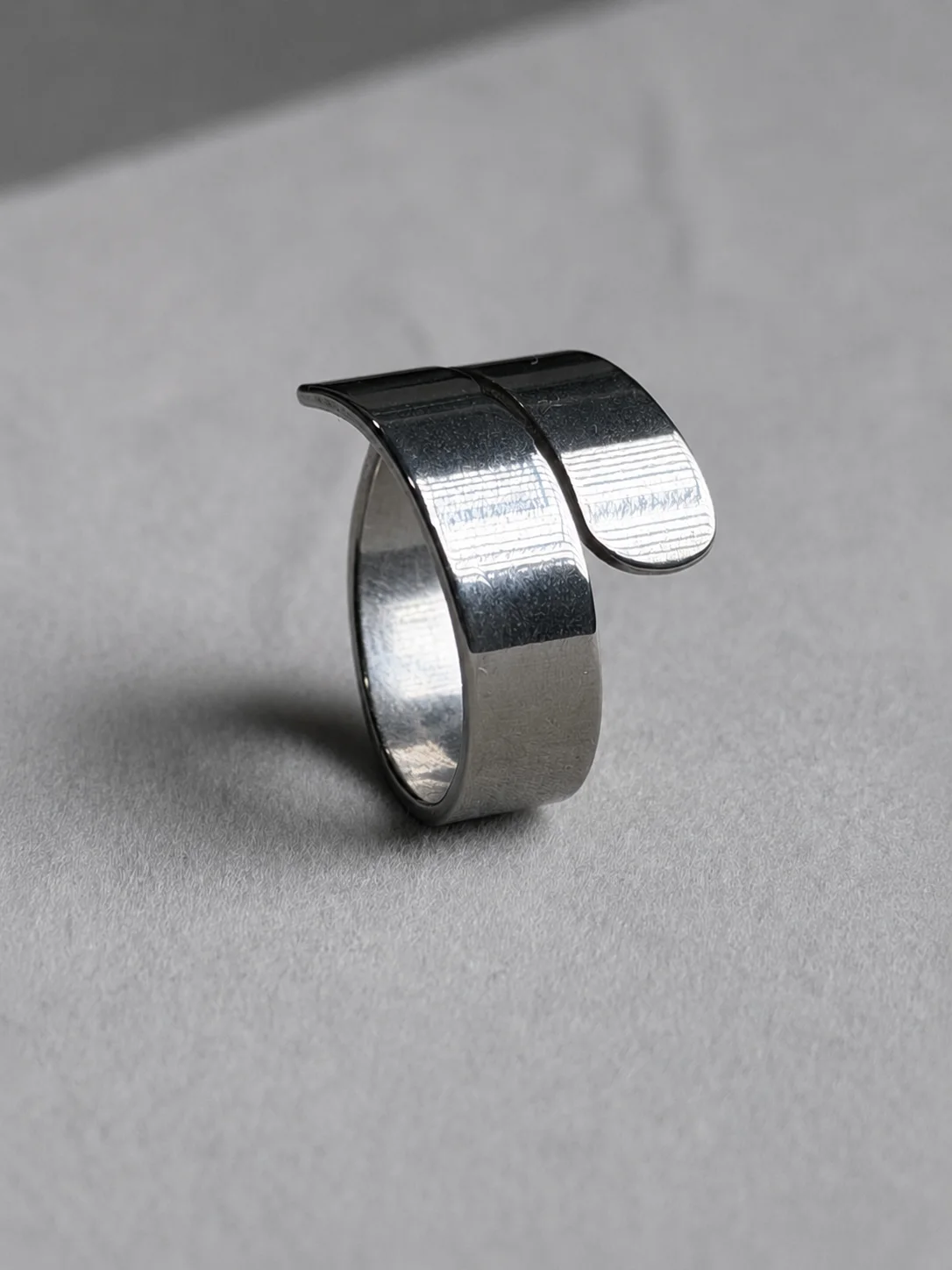 Minimal Wrap Open Ring – Silver Finish overview