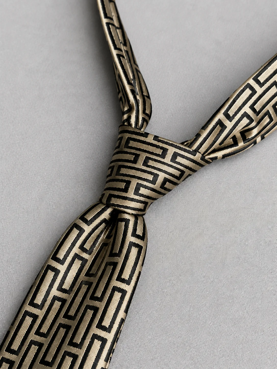 Monarch Maze Designer Necktie overview