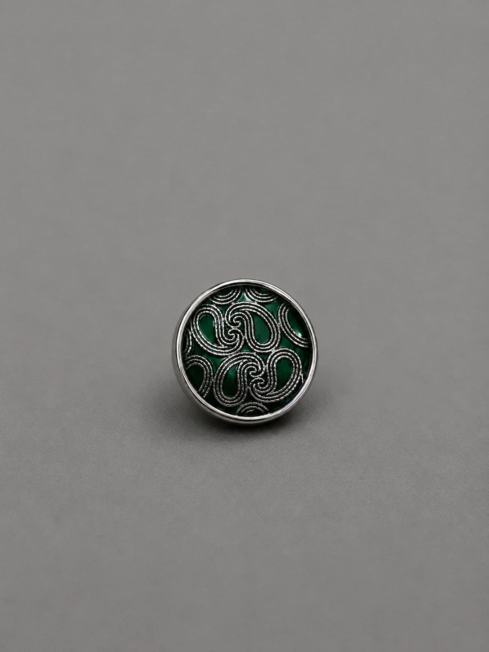 Ornamental Engraved Metal Button – Gloss Finish overview