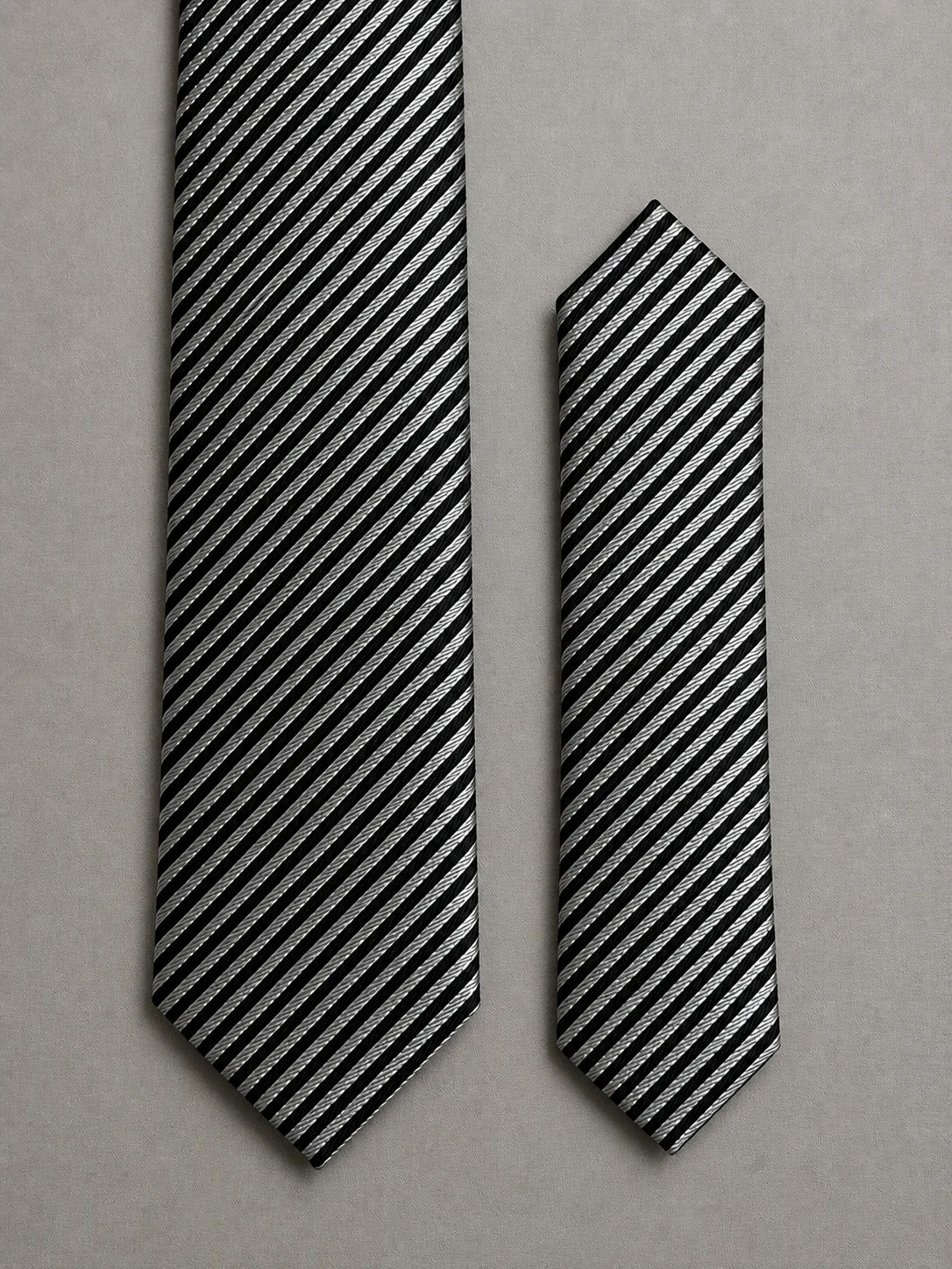 Silverline Executive Striped Necktie Detail
