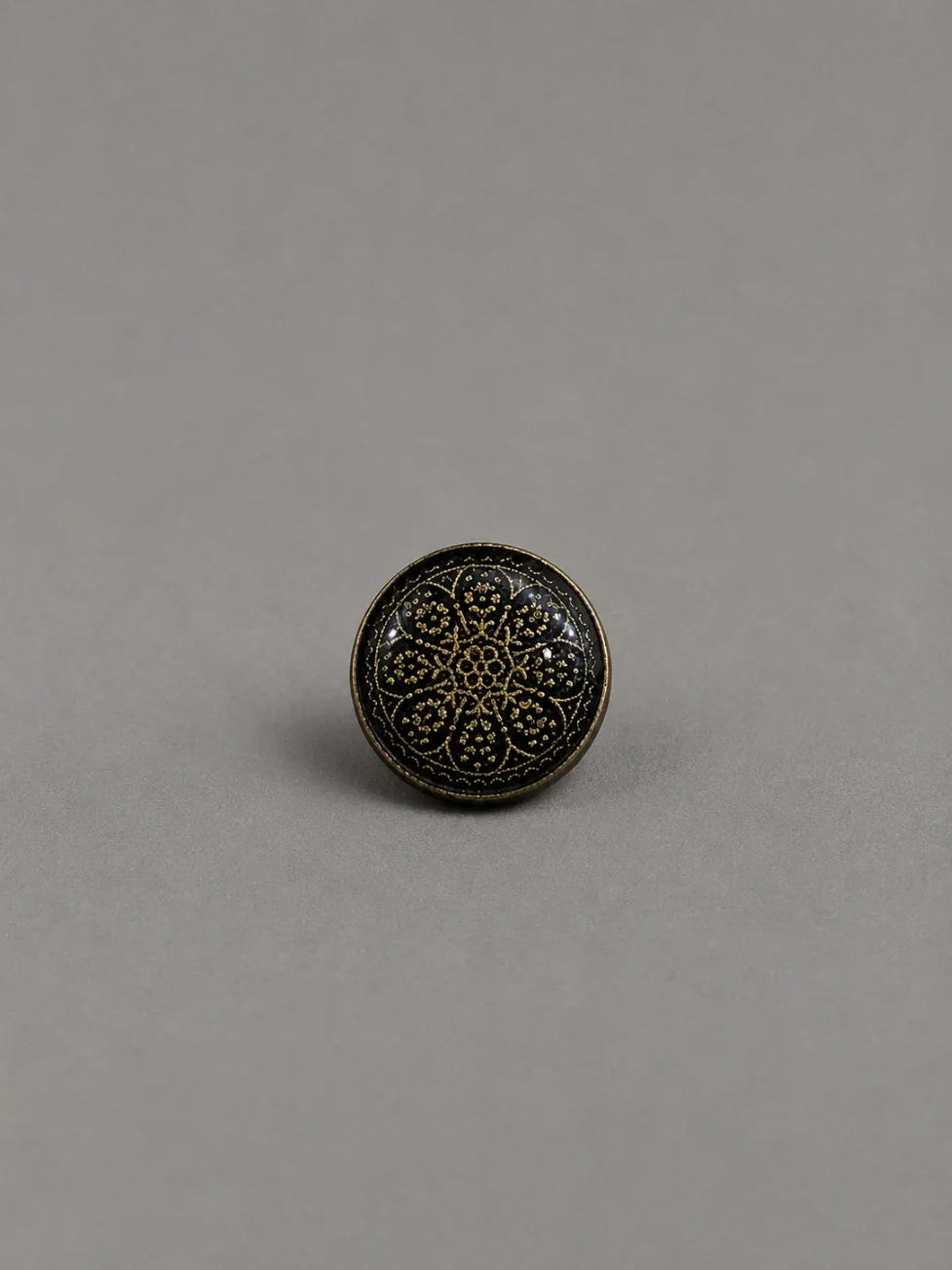 Vintage Floral Engraved Metal Button – Black Antique Finish overview